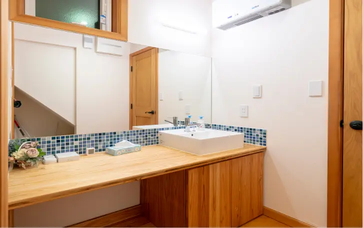 洗面カウンターの様子